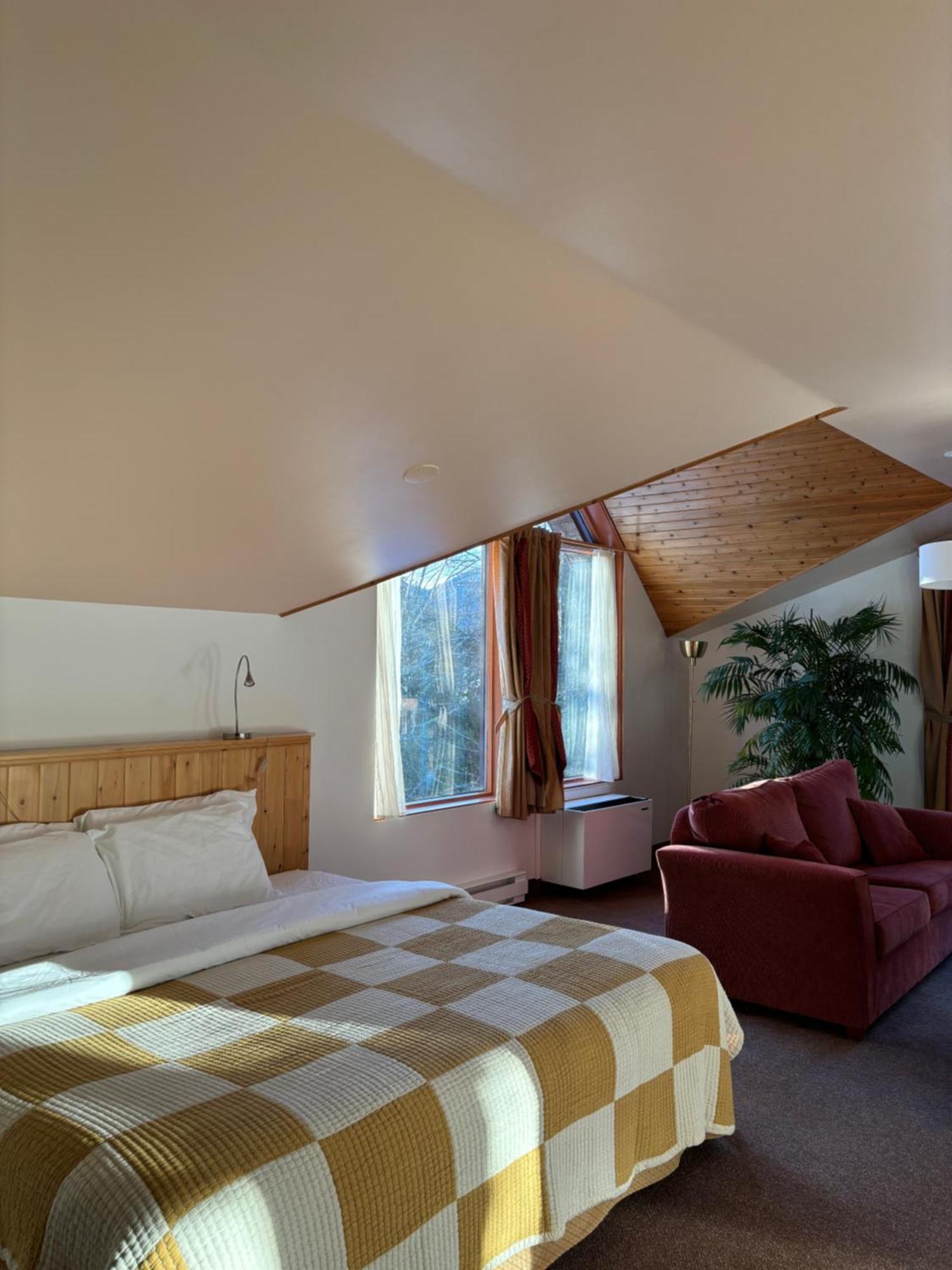 Auberge Du Jardin Petit-Saguenay Exterior photo